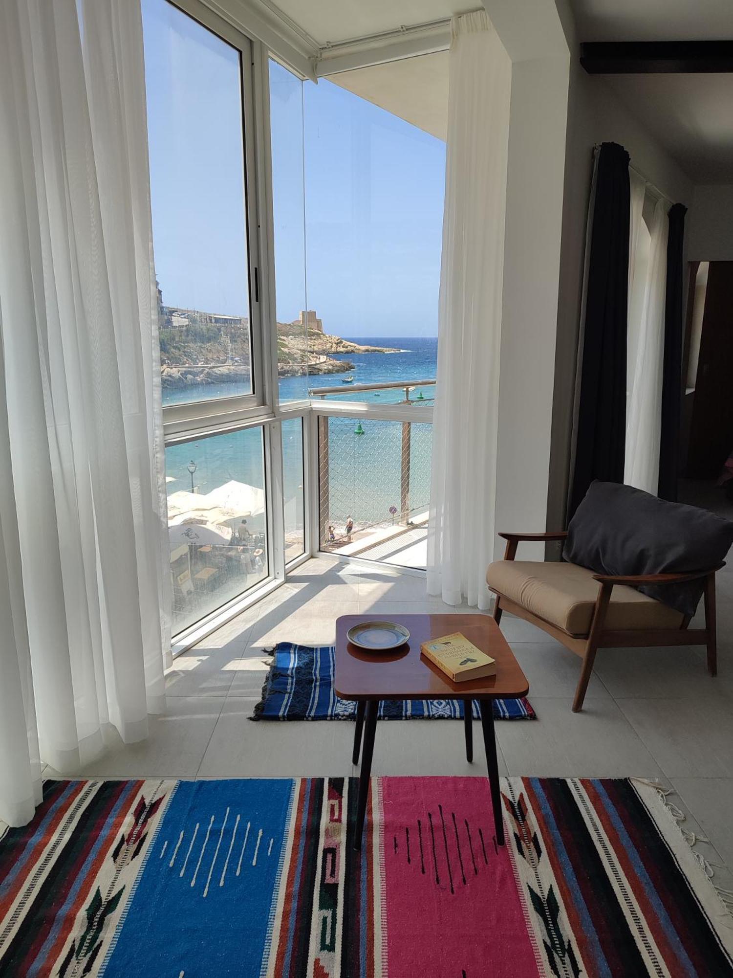 Xlendistays - Centrally Located Seafront Living Holiday Spaces In Xlendi Exterior photo
