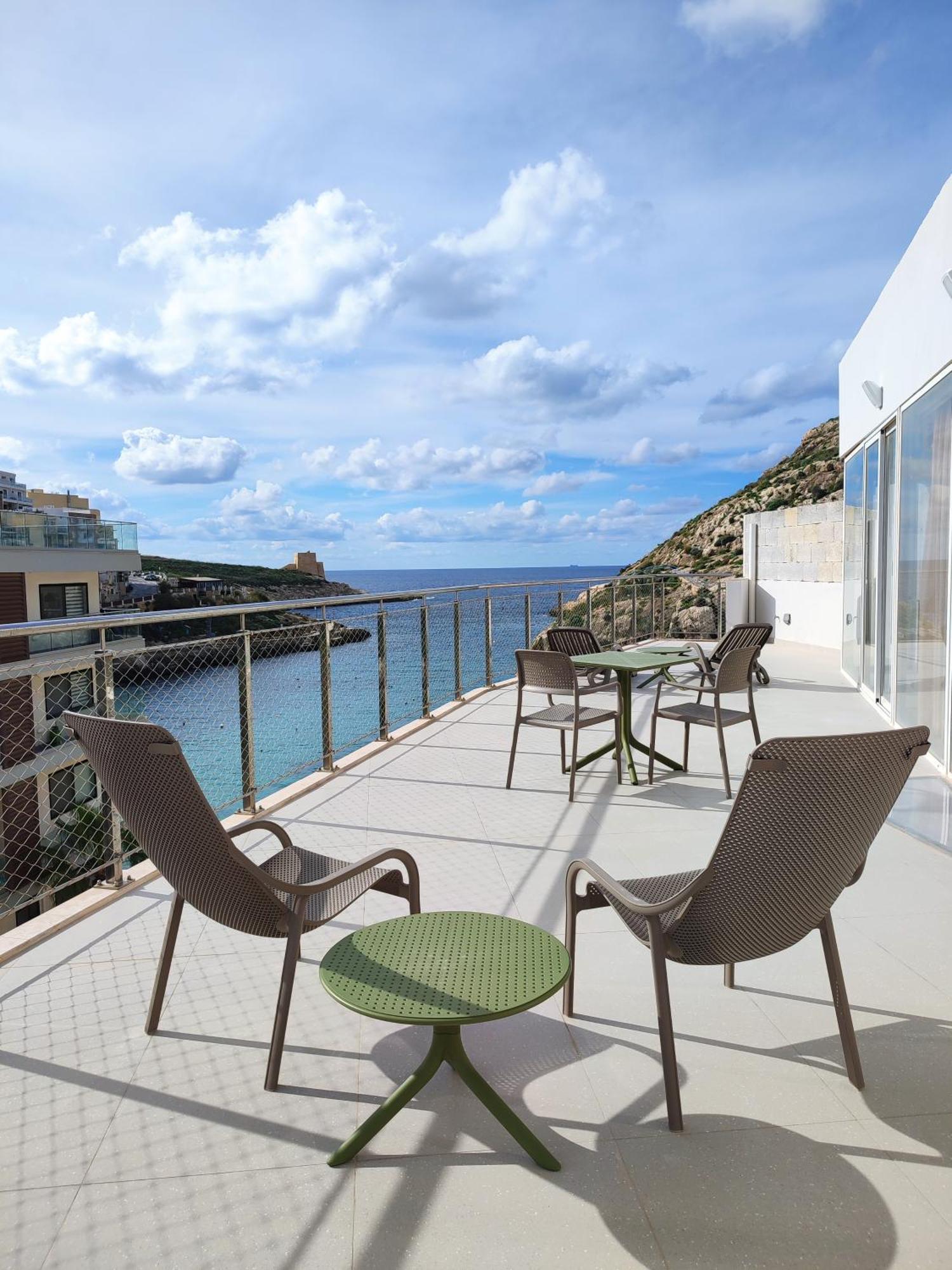 Xlendistays - Centrally Located Seafront Living Holiday Spaces In Xlendi Exterior photo