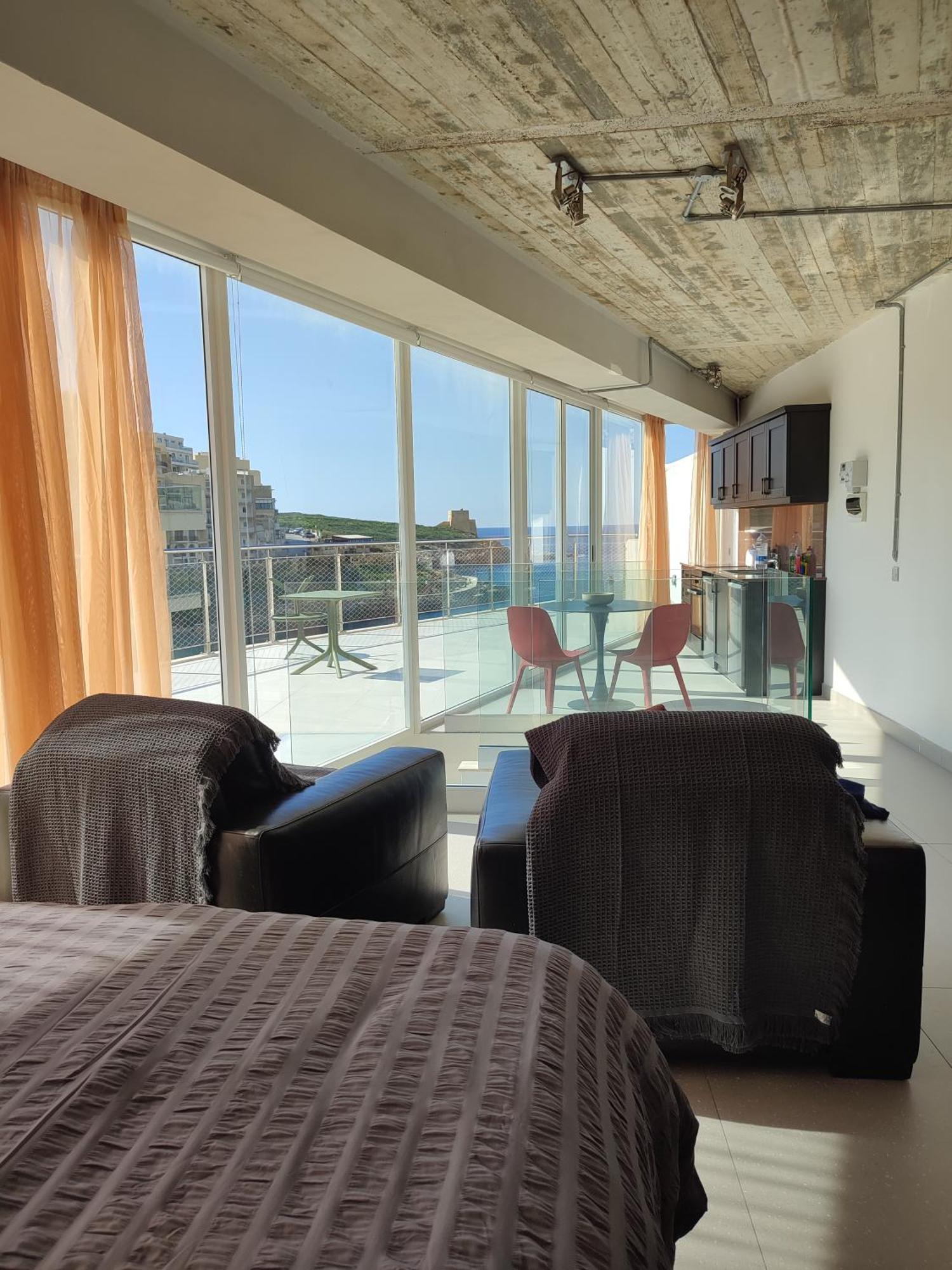 Xlendistays - Centrally Located Seafront Living Holiday Spaces In Xlendi Exterior photo