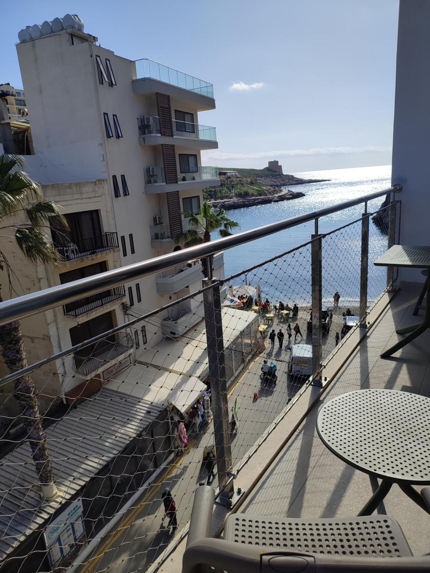 Xlendistays - Centrally Located Seafront Living Holiday Spaces In Xlendi Exterior photo